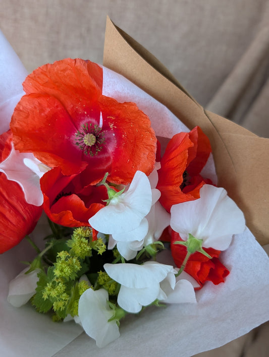 Poppy with sweet pea bunch (free top up to last at least a week)