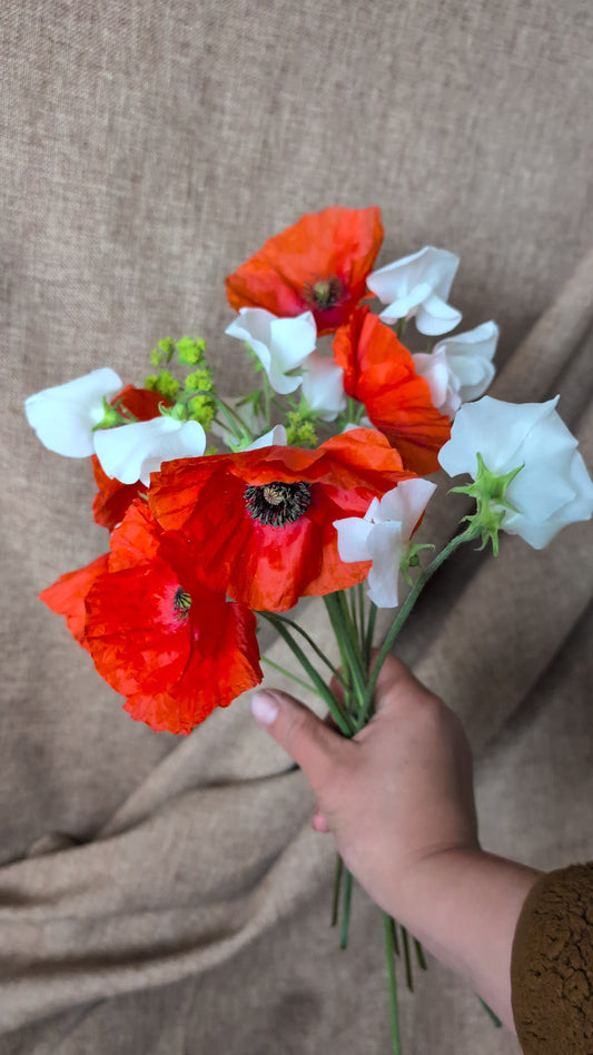 Poppy with sweet pea bunch (free top up to last at least a week)